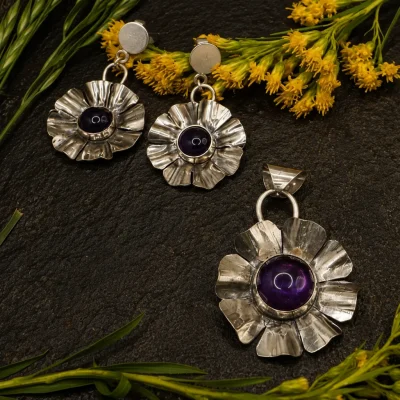 Conjunto Plata Colgante y Aros Amatista Flor