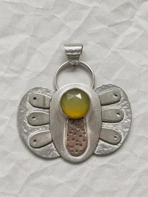 colgante plata abeja calcedonia amarilla facetada 2